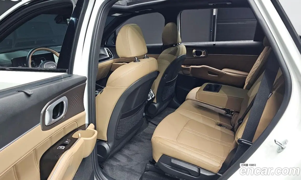 Kia Sorento 2024 1.6 автомат (гидро), фото 18 Kia Sorento 2024 1.6 автомат (гидро), фото 18