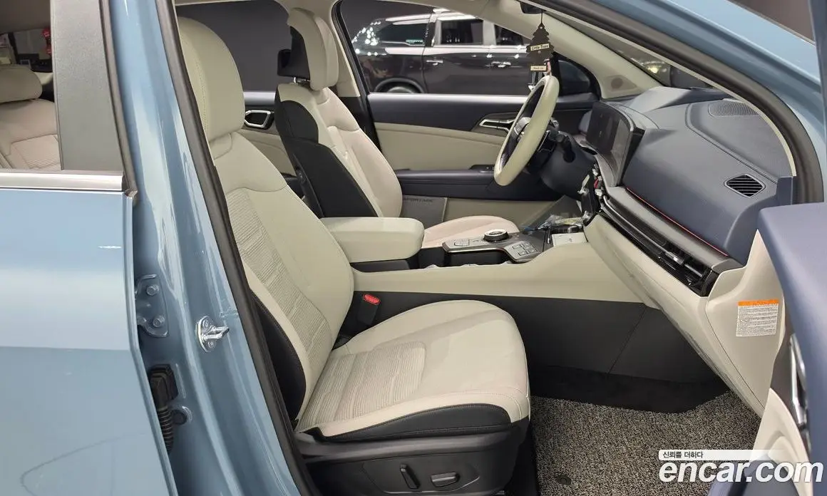 Kia Sportage 2025 1.6 автомат (гидро), фото 16 Kia Sportage 2025 1.6 автомат (гидро), фото 16