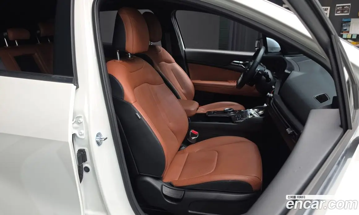 Kia Sportage 2025 1.6 автомат (гидро), фото 16 Kia Sportage 2025 1.6 автомат (гидро), фото 16
