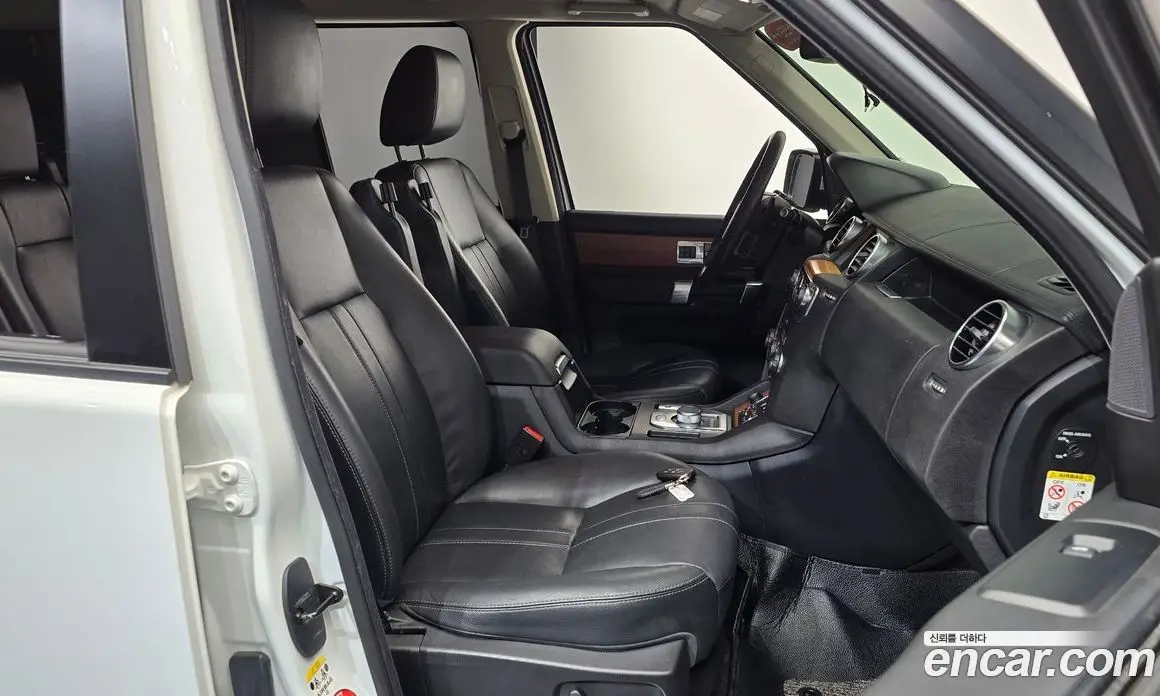 Land Rover Discovery 2013 3.0 автомат (гидро), фото 15 Land Rover Discovery 2013 3.0 автомат (гидро), фото 15