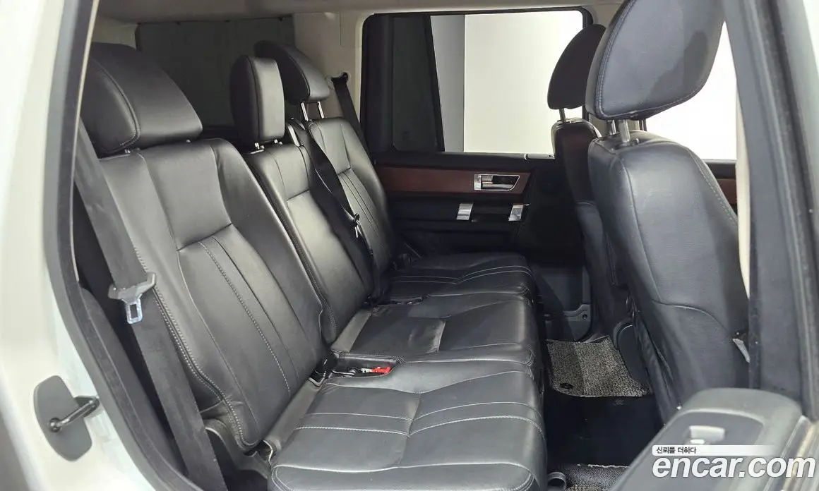 Land Rover Discovery 2013 3.0 автомат (гидро), фото 16 Land Rover Discovery 2013 3.0 автомат (гидро), фото 16