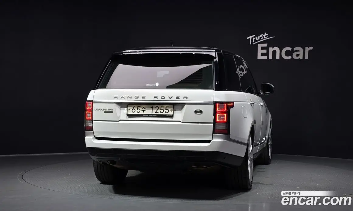 Land Rover Range Rover 2017 5.0 автомат (гидро), фото 4