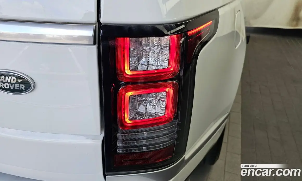 Land Rover Range Rover 2017 5.0 автомат (гидро), фото 9
