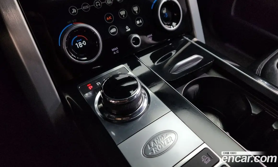 Land Rover Range Rover 2019 5.0 автомат (гидро), фото 12 Land Rover Range Rover 2019 5.0 автомат (гидро), фото 12