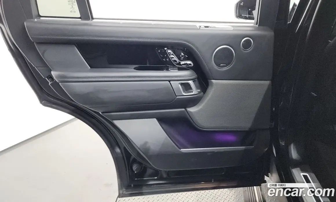 Land Rover Range Rover 2019 5.0 автомат (гидро), фото 15 Land Rover Range Rover 2019 5.0 автомат (гидро), фото 15