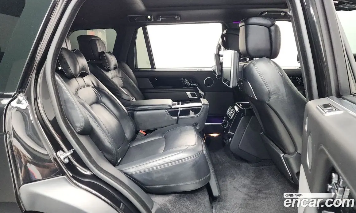 Land Rover Range Rover 2019 5.0 автомат (гидро), фото 17 Land Rover Range Rover 2019 5.0 автомат (гидро), фото 17