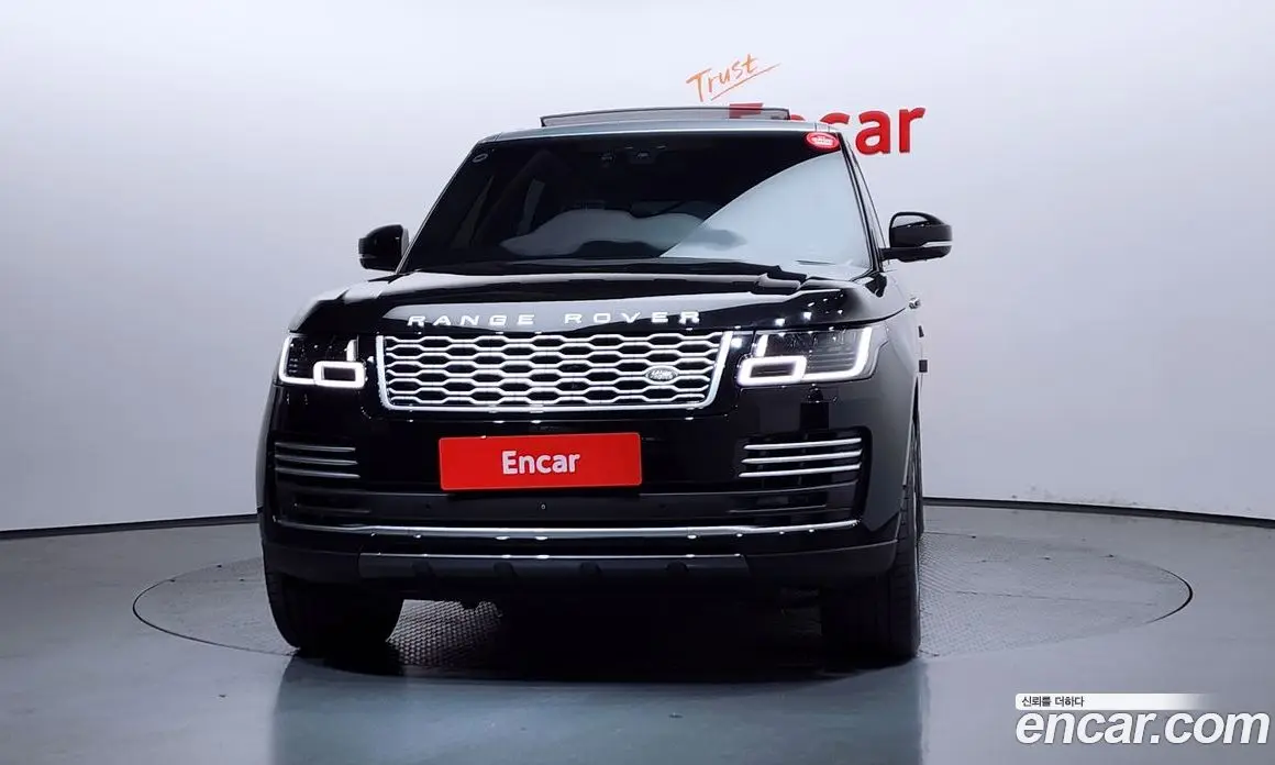 Land Rover Range Rover 2019 5.0 автомат (гидро), фото 3 Land Rover Range Rover 2019 5.0 автомат (гидро), фото 3