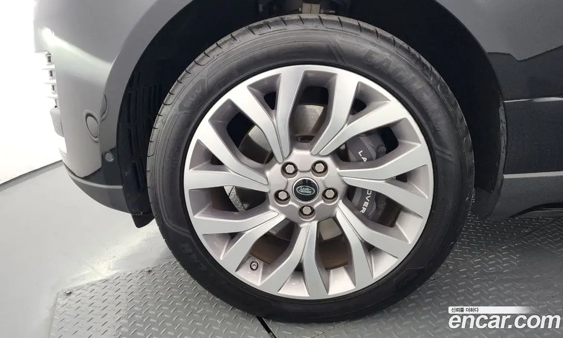 Land Rover Range Rover 2019 5.0 автомат (гидро), фото 5 Land Rover Range Rover 2019 5.0 автомат (гидро), фото 5