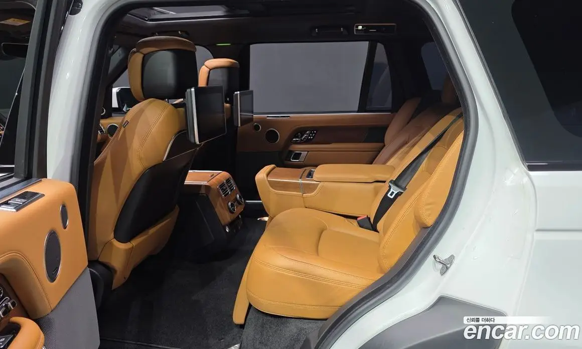 Land Rover Range Rover 2019 4.4 автомат (гидро), фото 15 Land Rover Range Rover 2019 4.4 автомат (гидро), фото 15