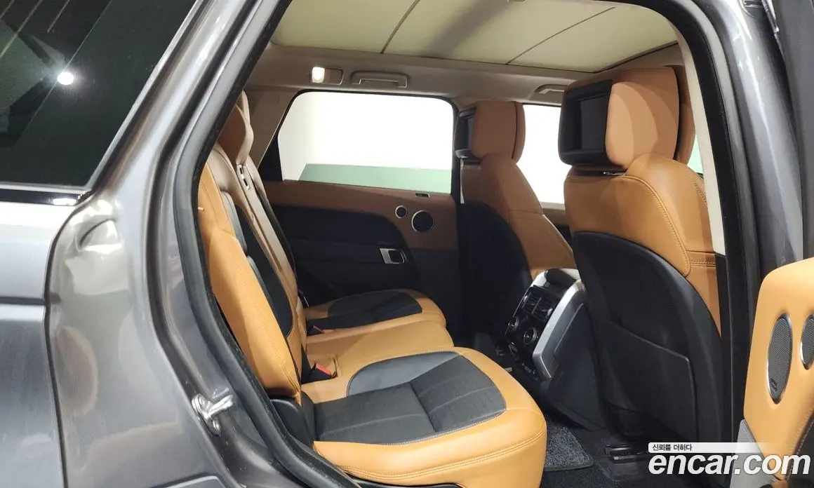 Land Rover Range Rover Sport 2019 3.0 автомат (гидро), фото 18