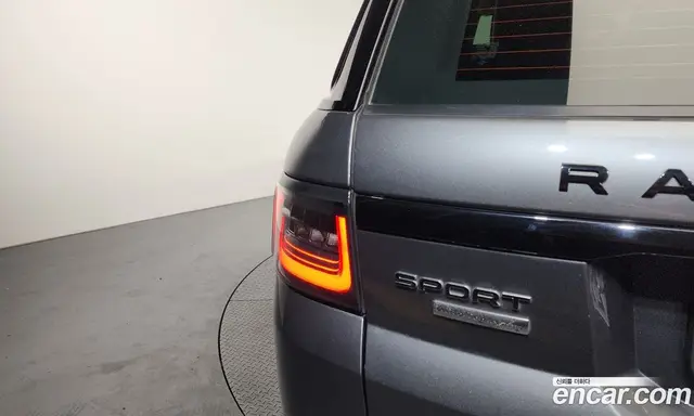Land Rover Range Rover Sport 2019 3.0 автомат (гидро), миниатюра 9
