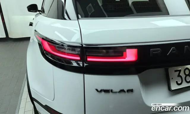 Land Rover Range Rover Velar 2025 2.0 автомат (гидро), миниатюра 9