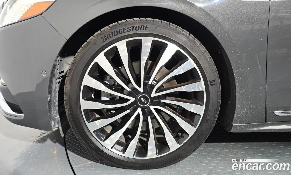 Lincoln Continental 2017 3.0 автомат (гидро), фото 5 Lincoln Continental 2017 3.0 автомат (гидро), фото 5