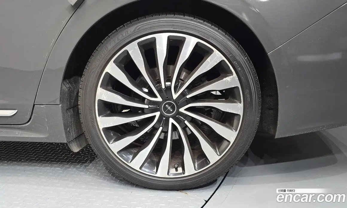 Lincoln Continental 2017 3.0 автомат (гидро), фото 7 Lincoln Continental 2017 3.0 автомат (гидро), фото 7