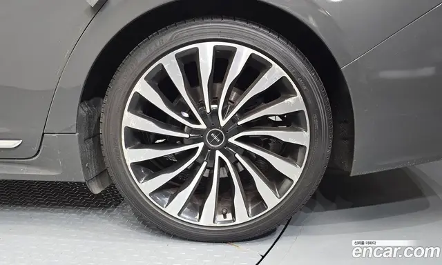 Lincoln Continental 2017 3.0 автомат (гидро), миниатюра 7 Lincoln Continental 2017 3.0 автомат (гидро), миниатюра 7