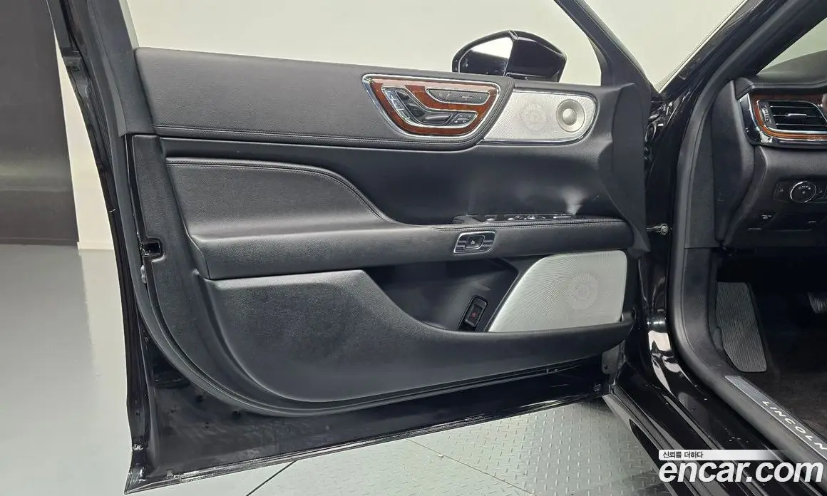 Lincoln Continental 2019 3.0 автомат (гидро), фото 14 Lincoln Continental 2019 3.0 автомат (гидро), фото 14