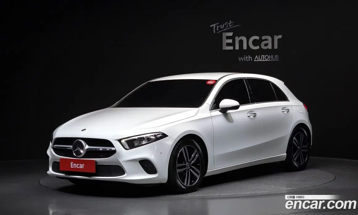 Mercedes-Benz A-Class 2021 2.0 автомат (гидро), фото 1 Mercedes-Benz A-Class 2021 2.0 автомат (гидро), фото 1