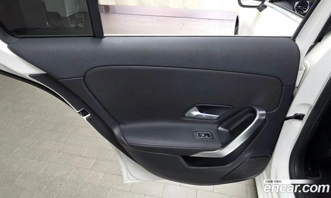 Mercedes-Benz A-Class 2021 2.0 автомат (гидро), фото 15 Mercedes-Benz A-Class 2021 2.0 автомат (гидро), фото 15
