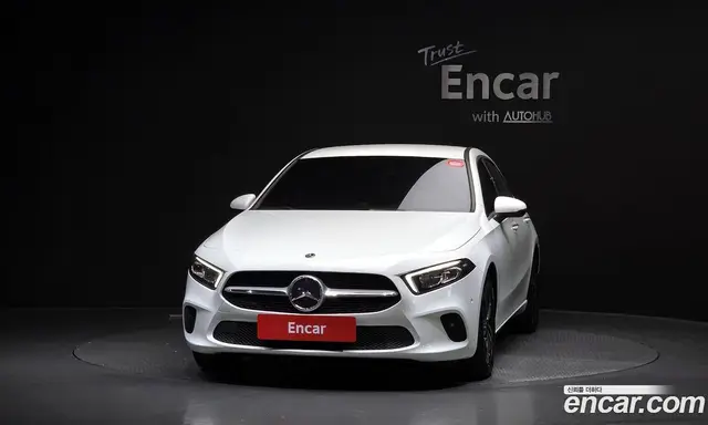 Mercedes-Benz A-Class 2021 2.0 автомат (гидро), миниатюра 3 Mercedes-Benz A-Class 2021 2.0 автомат (гидро), миниатюра 3