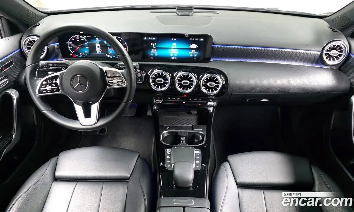 Mercedes-Benz A-Class 2021 2.0 автомат (гидро), фото 10 Mercedes-Benz A-Class 2021 2.0 автомат (гидро), фото 10