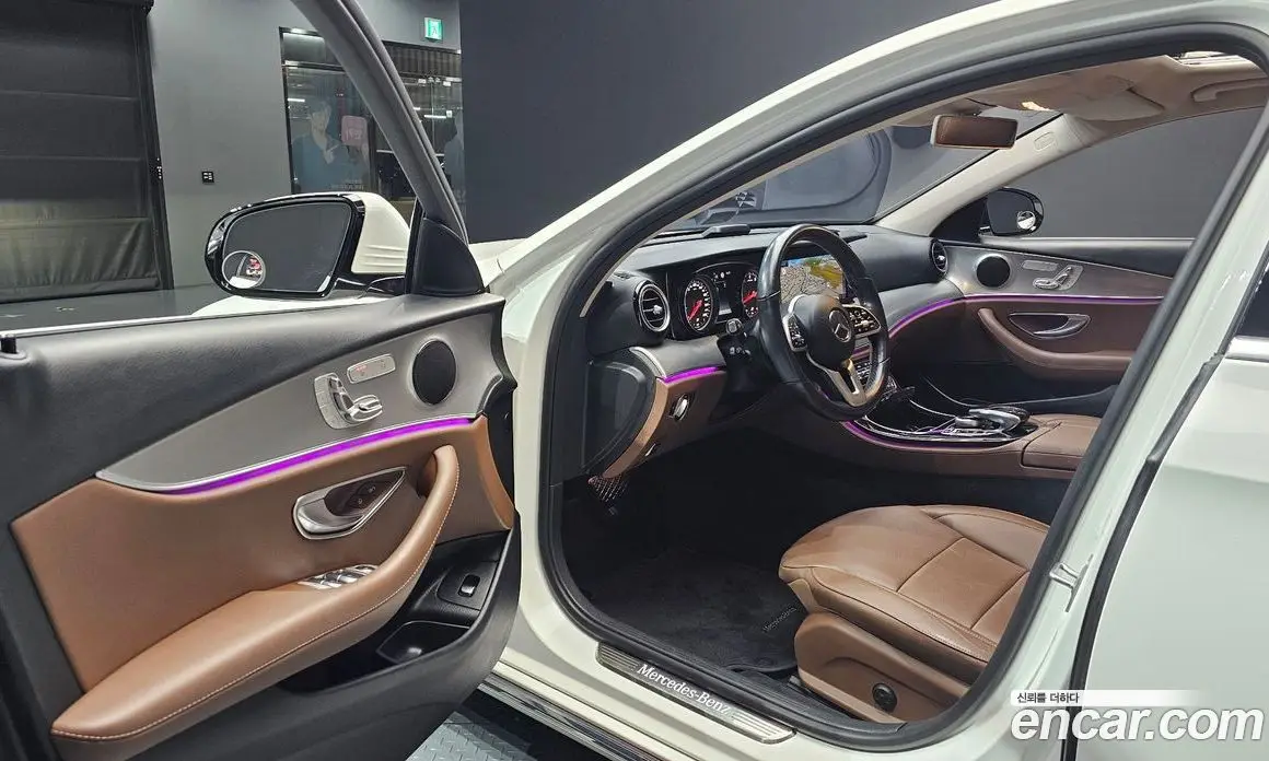 Mercedes-Benz E-Class 2019 2.0 автомат (гидро), фото 13 Mercedes-Benz E-Class 2019 2.0 автомат (гидро), фото 13