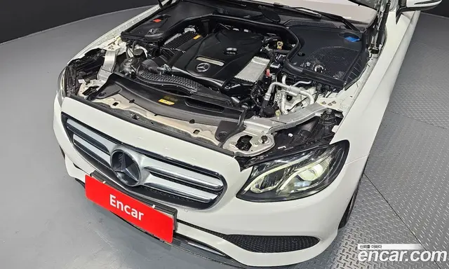 Mercedes-Benz E-Class 2019 2.0 автомат (гидро), миниатюра 6 Mercedes-Benz E-Class 2019 2.0 автомат (гидро), миниатюра 6