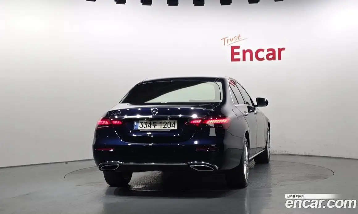 Mercedes-Benz E-Class 2021 2.0 автомат (гидро), фото 4