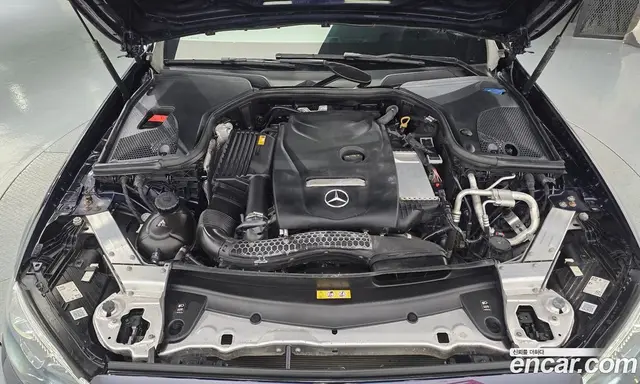 Mercedes-Benz E-Class 2021 2.0 автомат (гидро), миниатюра 6