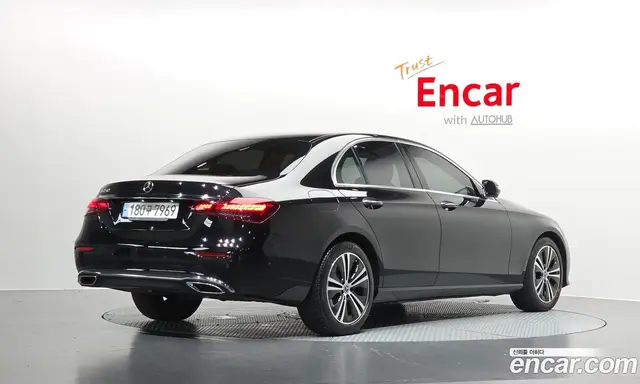 Mercedes-Benz E-Class, 2021, 56 469 км