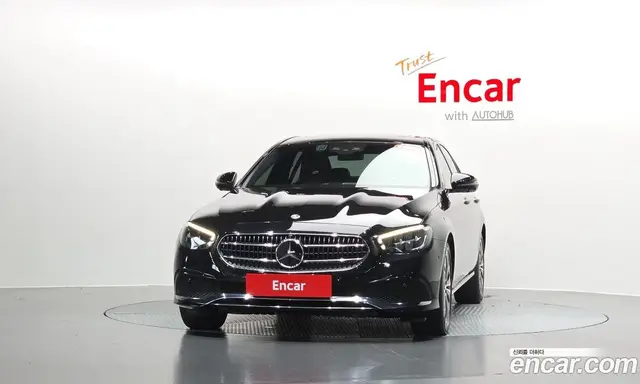 Mercedes-Benz E-Class 2021 2.0 автомат (гидро), миниатюра 2