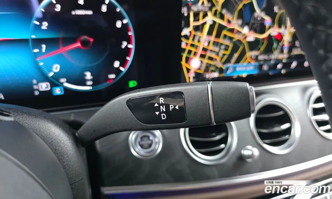 Mercedes-Benz E-Class 2021 2.0 автомат (гидро), фото 11