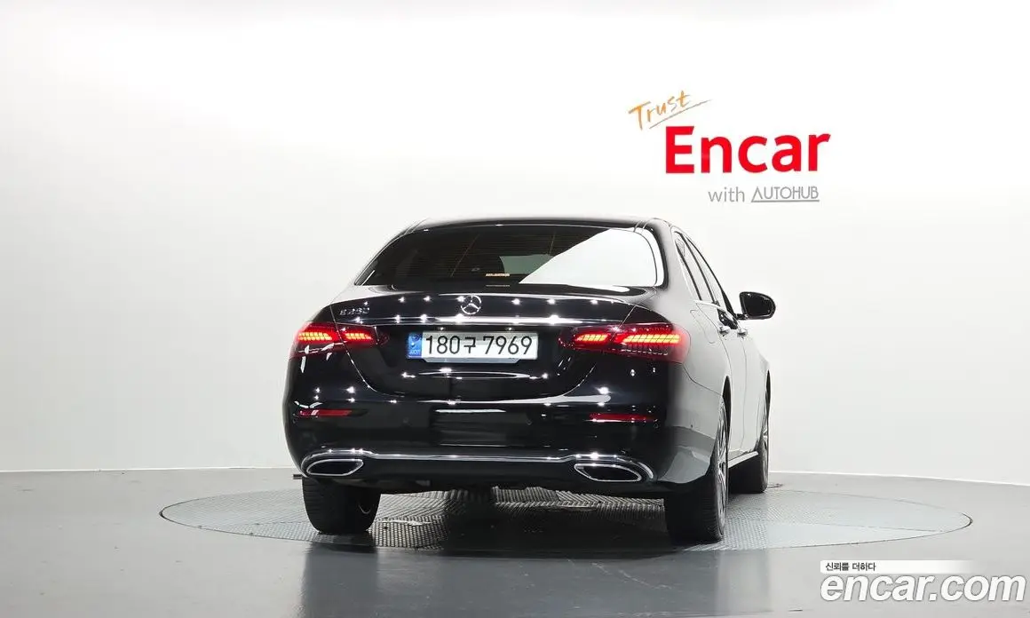 Mercedes-Benz E-Class 2021 2.0 автомат (гидро), фото 3