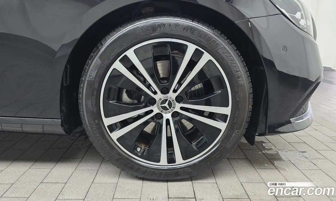 Mercedes-Benz E-Class 2021 2.0 автомат (гидро), фото 6