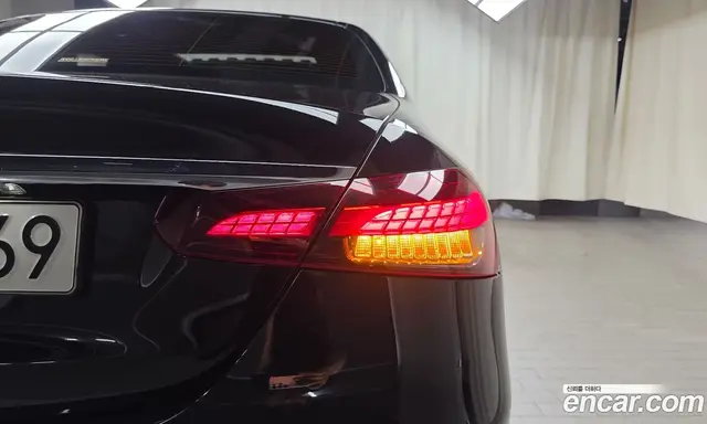 Mercedes-Benz E-Class 2021 2.0 автомат (гидро), миниатюра 8