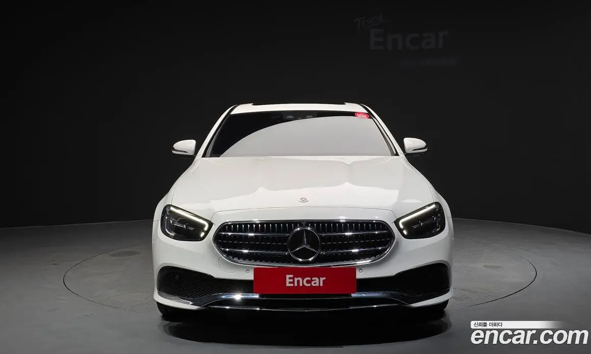 Mercedes-Benz E-Class 2022 2.0 автомат (гидро), фото 3