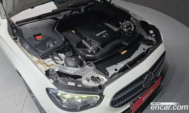Mercedes-Benz E-Class 2022 2.0 автомат (гидро), миниатюра 6