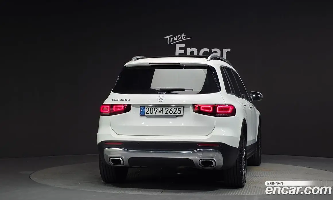 Mercedes-Benz GLB-Class 2022 1.9 автомат (гидро), фото 4