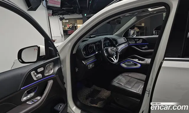 Mercedes-Benz GLE-Class 2023 3.0 автомат (гидро), миниатюра 12