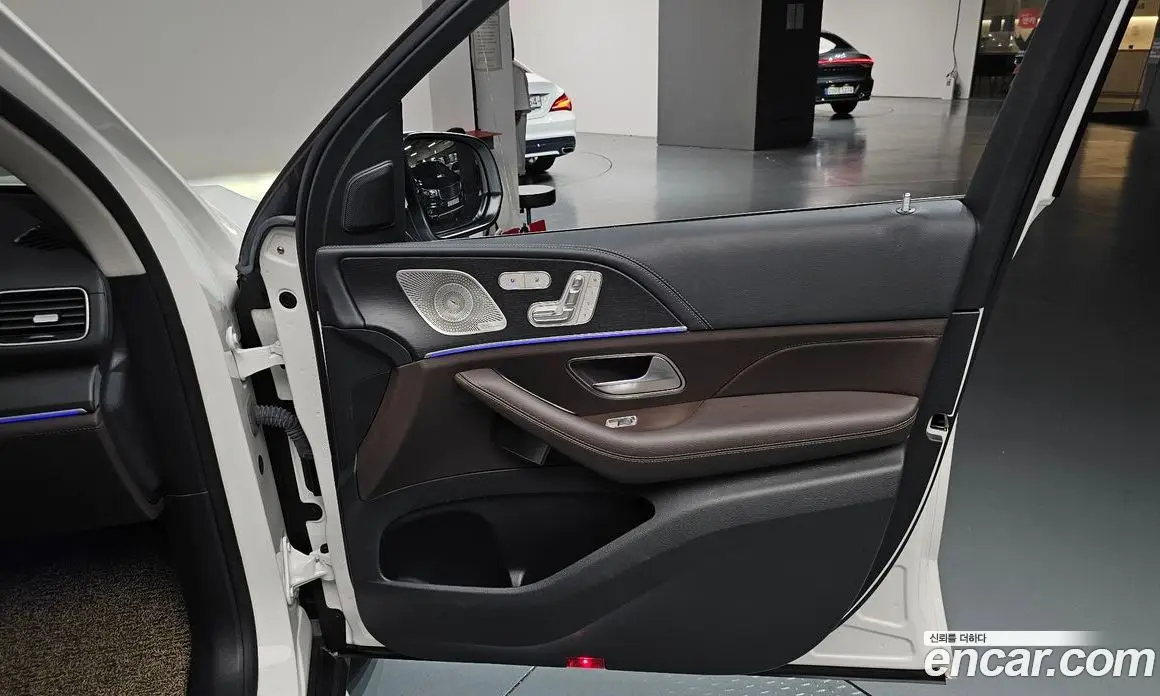 Mercedes-Benz GLE-Class 2023 3.0 автомат (гидро), фото 13