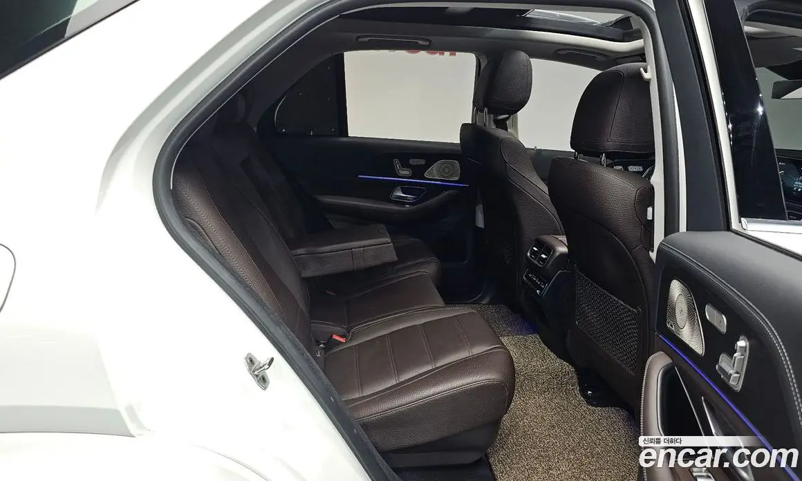 Mercedes-Benz GLE-Class 2023 3.0 автомат (гидро), фото 16