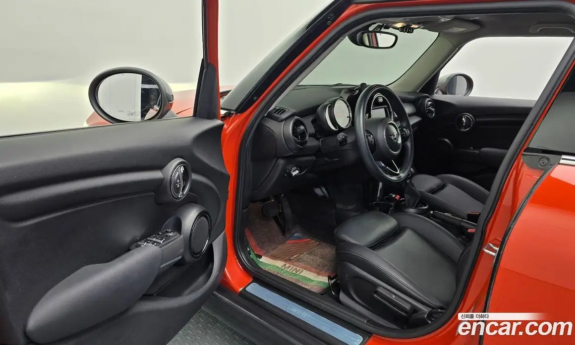 Mini Cooper 2018 1.5 автомат (гидро), фото 13 Mini Cooper 2018 1.5 автомат (гидро), фото 13