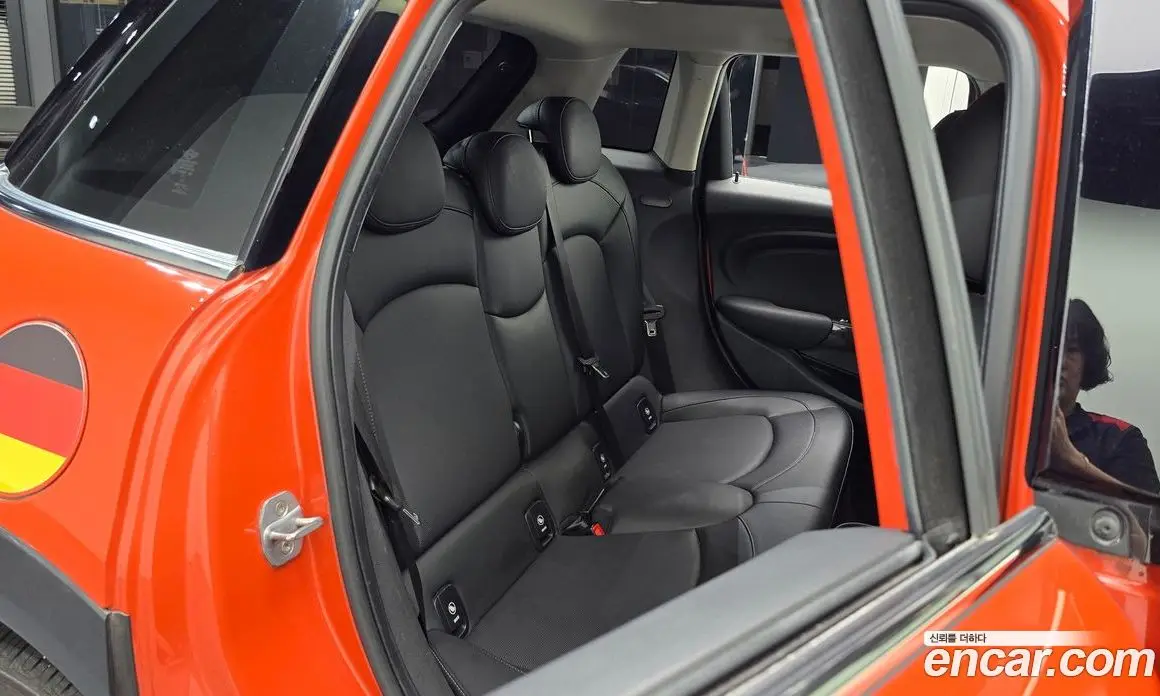 Mini Cooper 2018 1.5 автомат (гидро), фото 16 Mini Cooper 2018 1.5 автомат (гидро), фото 16
