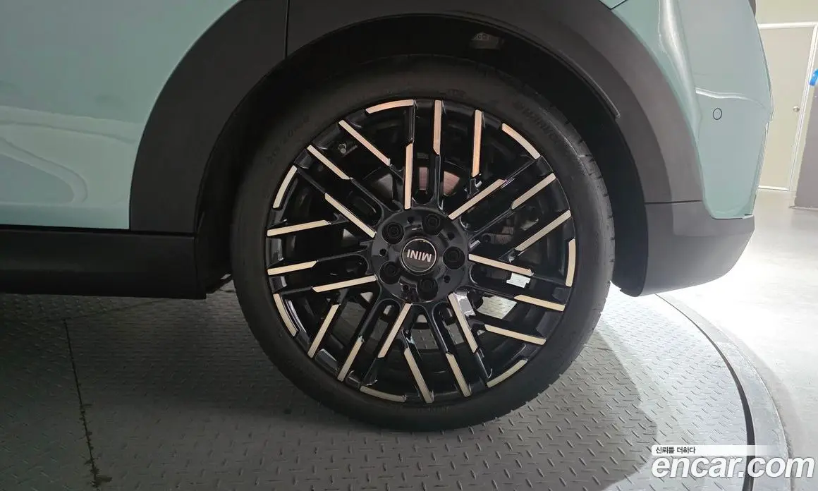 Mini Cooper 2025 2.0 автомат (гидро), фото 7 Mini Cooper 2025 2.0 автомат (гидро), фото 7