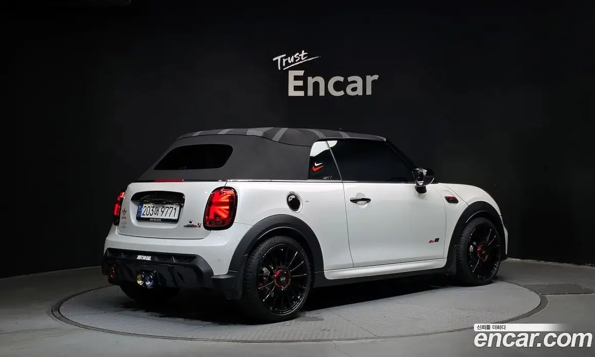 Mini Cooper Convertible 2024 2.0 автомат (гидро), фото 2 Mini Cooper Convertible 2024 2.0 автомат (гидро), фото 2
