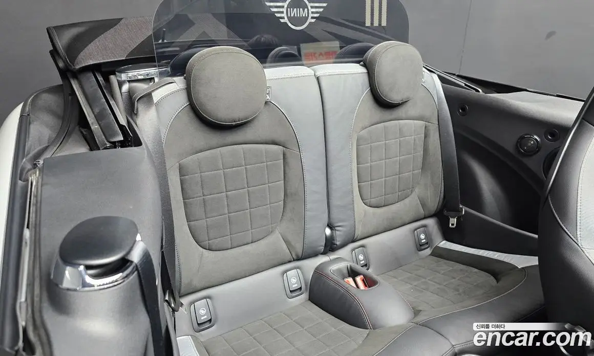 Mini Cooper Convertible 2024 2.0 автомат (гидро), фото 18 Mini Cooper Convertible 2024 2.0 автомат (гидро), фото 18