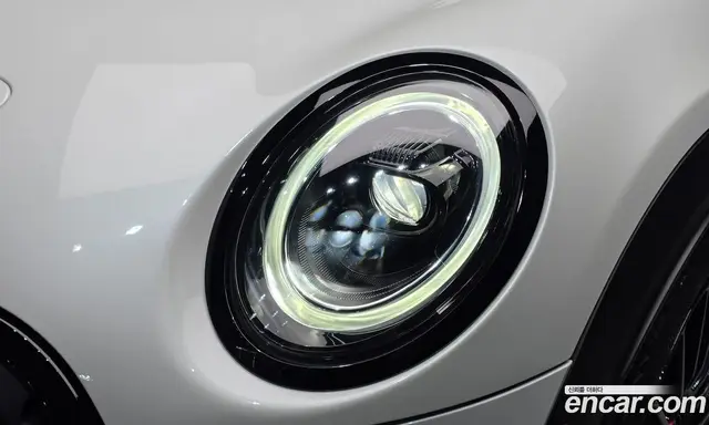 Mini Cooper Convertible 2024 2.0 автомат (гидро), миниатюра 8 Mini Cooper Convertible 2024 2.0 автомат (гидро), миниатюра 8