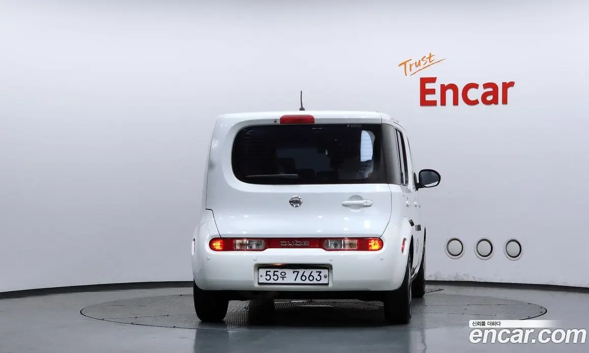 Nissan Cube 2012 1.8 автомат (гидро), фото 4 Nissan Cube 2012 1.8 автомат (гидро), фото 4