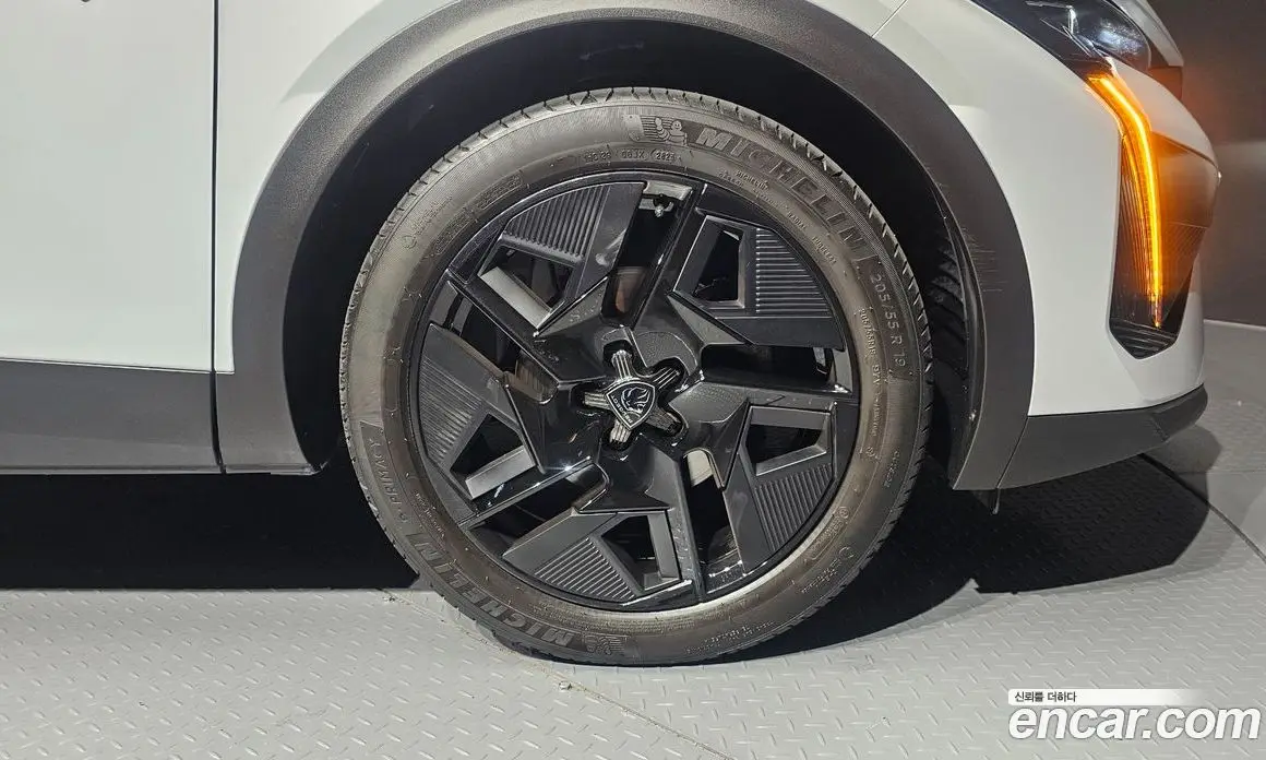 Peugeot 408 2024 1.2 автомат (гидро), фото 7 Peugeot 408 2024 1.2 автомат (гидро), фото 7