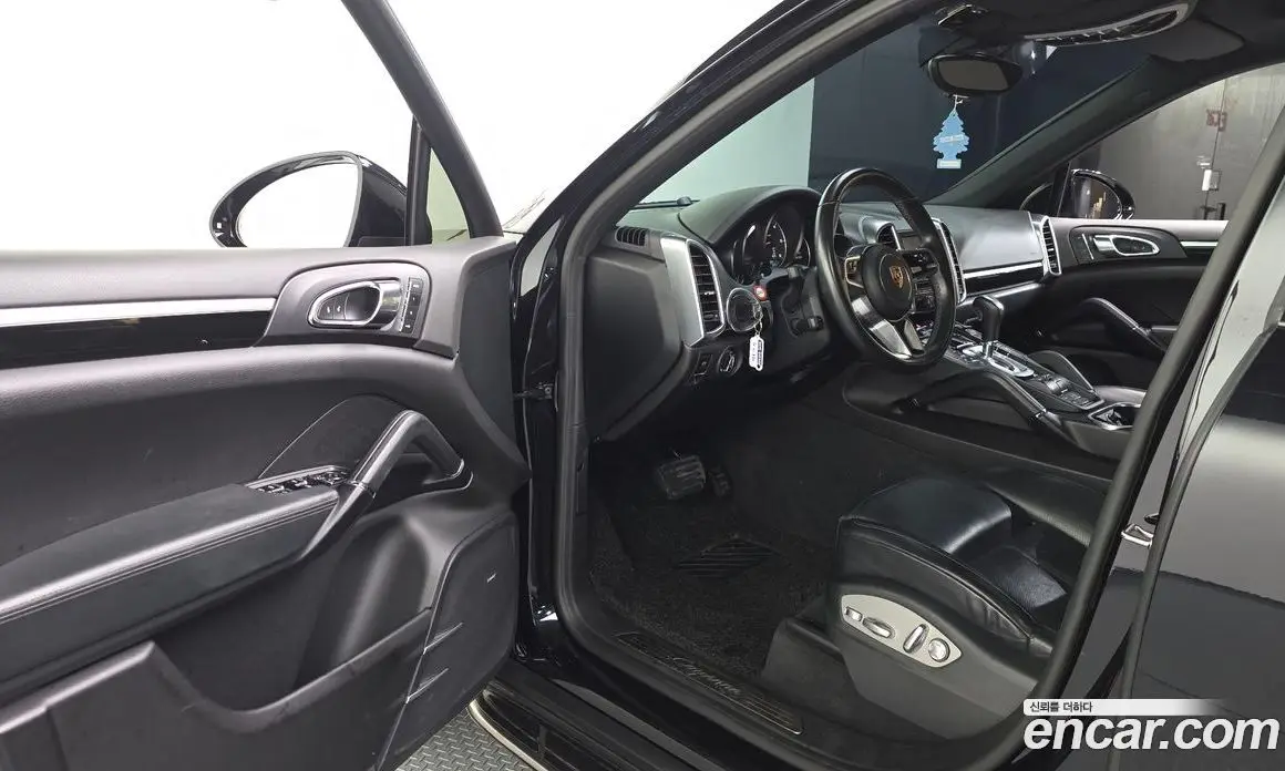Porsche Cayenne 2015 3.0 автомат (гидро), фото 13 Porsche Cayenne 2015 3.0 автомат (гидро), фото 13