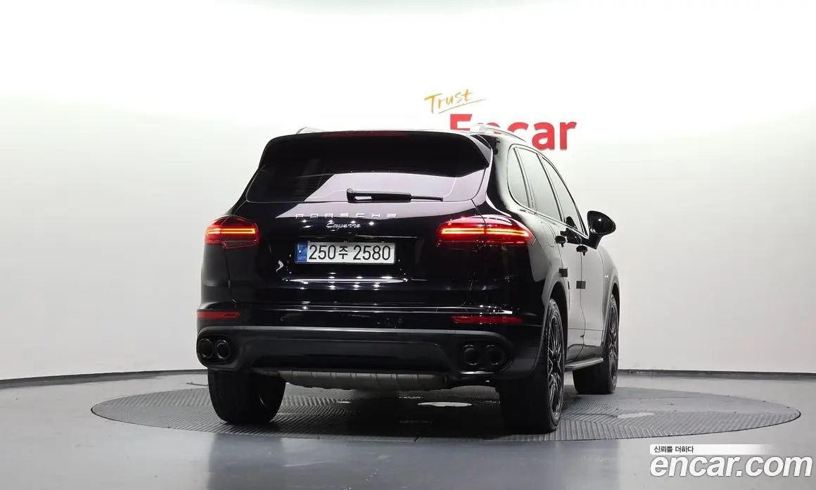 Porsche Cayenne 2015 3.0 автомат (гидро), фото 4 Porsche Cayenne 2015 3.0 автомат (гидро), фото 4